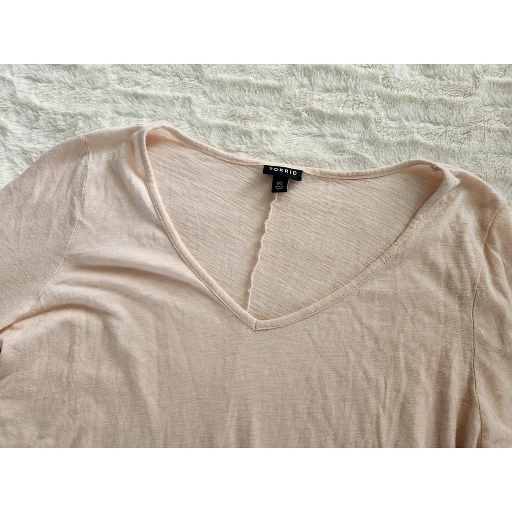 Torrid Slim Fit Heritage Slub V-Neck Tunic Tee Pink Womens 00 (M/10)